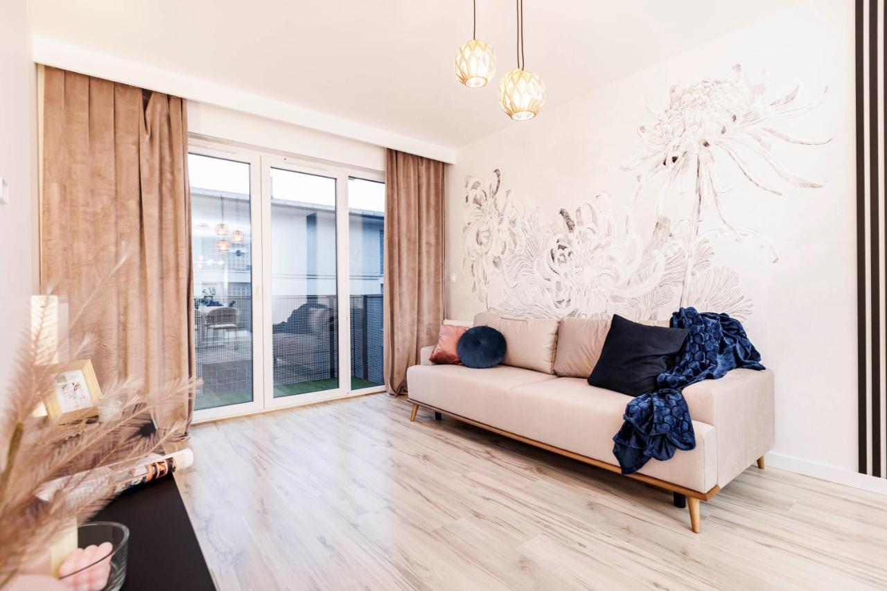 Apartamenty Przy Dmowskiego Nowe Познань Екстер'єр фото